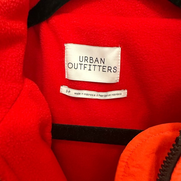 Urban Outfitters Cropped Jacket - Picture 2 of 4